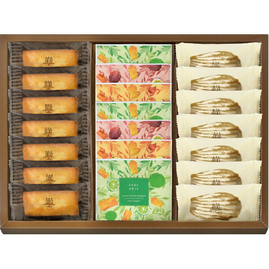 アンリ ・ シャルパンティエ 芦屋のティータイムセット 4320円